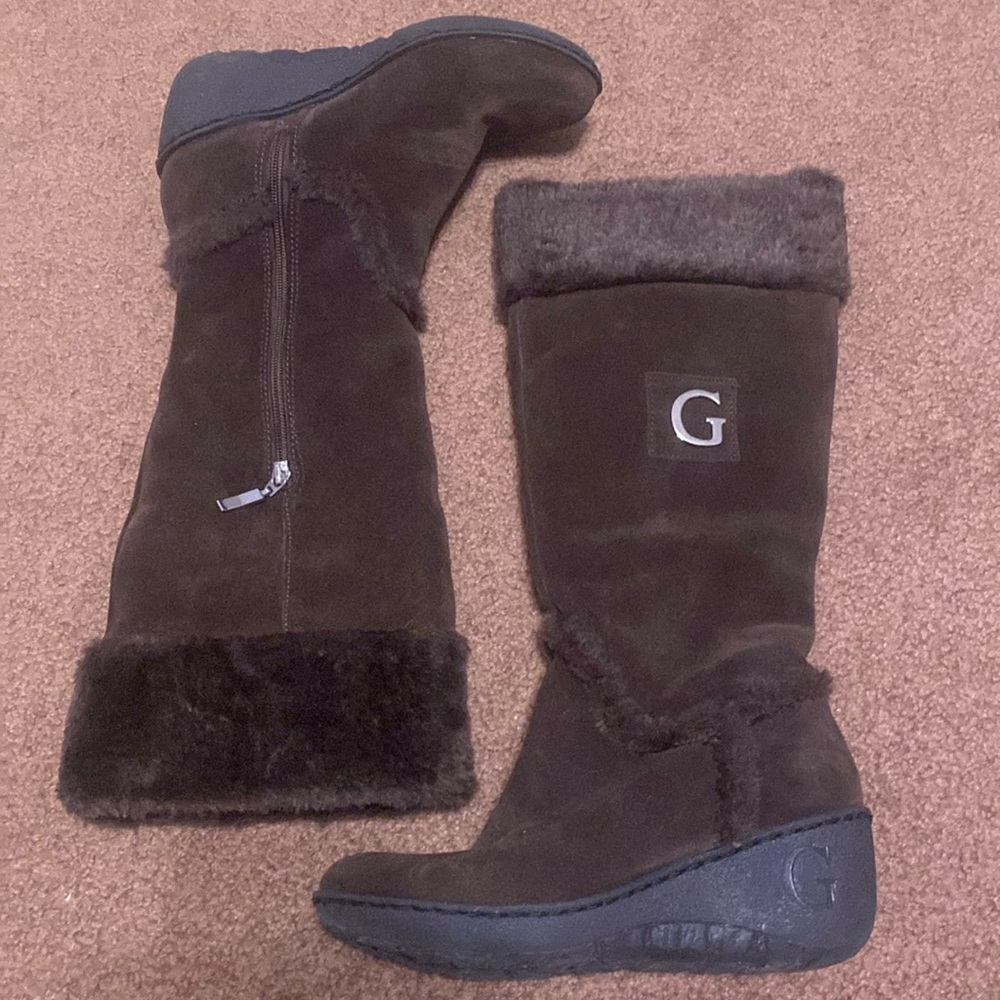 Guess Fleece lined platform boot Womens 6